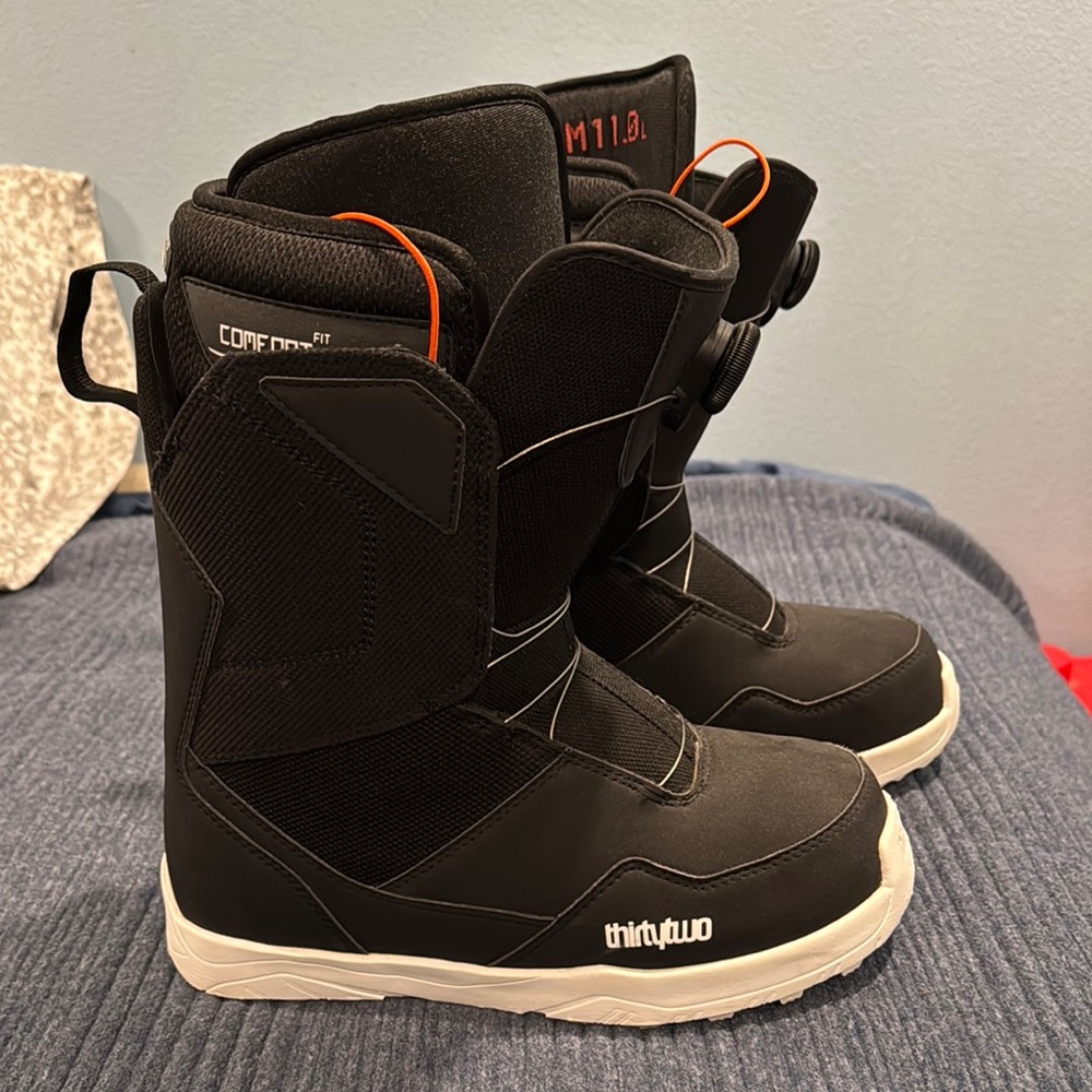 Men’s thirtytwo Snowboard boots. Size 11. EUC - Picture 4 of 6